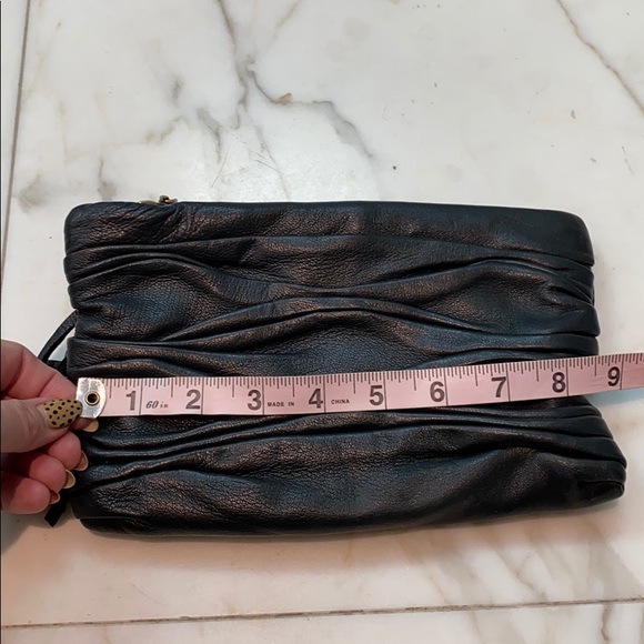 Onna Elrich black tassel clutch - Picture 6 of 7